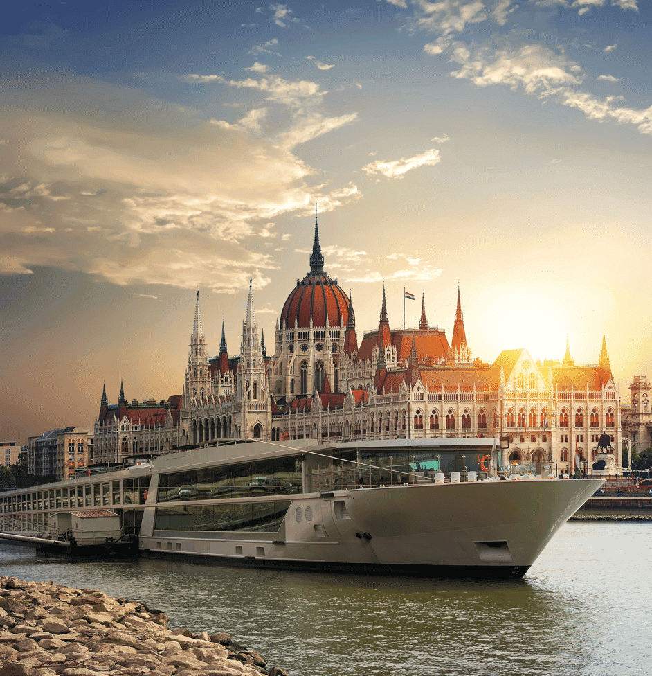 Emerald-Star-Ship-Budapest